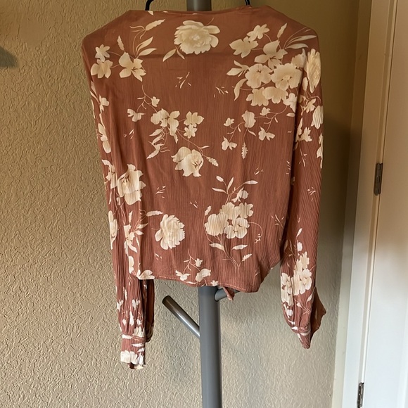 Final Touch Tie Front Blouse - Picture 4 of 4